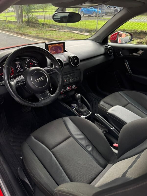 AUDI A1 2013 - Imagen 9