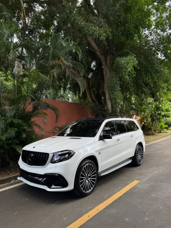 MERCEDES GLS AMG 63 2017