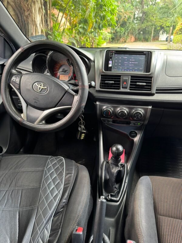 TOYOTA YARIS 2016 - Imagen 8