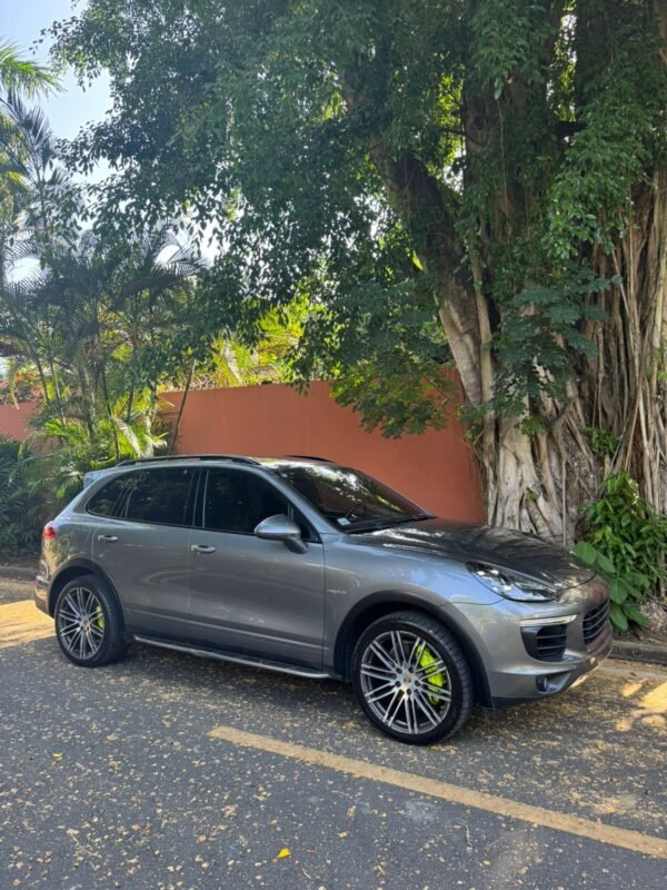 PORSCHE CAYENNE S HYBRID 2015 - Imagen 2