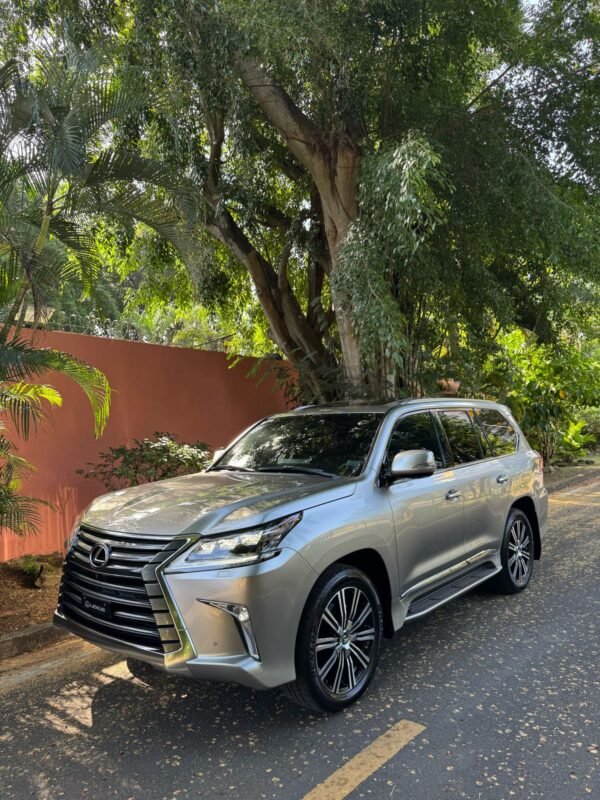 LEXUS LX570 2019