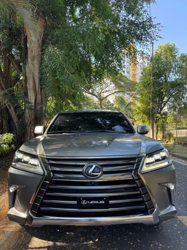 LEXUS LX570 2019 - Imagen 2